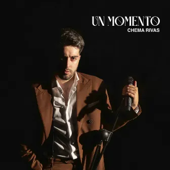 Un Momento by Chema Rivas