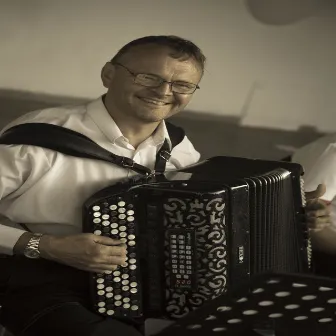 Accordion by Dariusz Swinoga