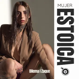 Mujer Estoica by Dilema