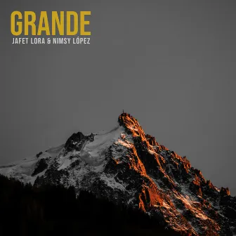 Grande by Jafet Lora