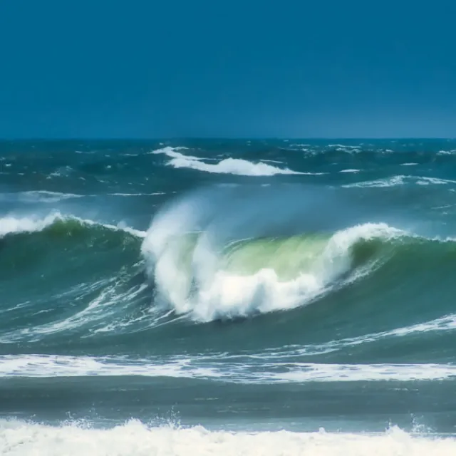 Soft Beach Splashing