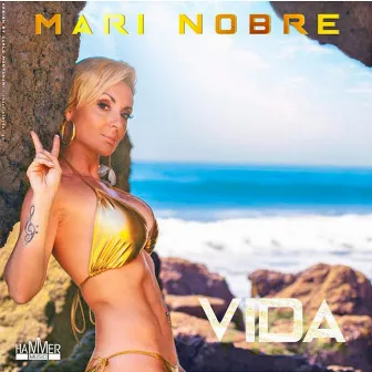 Vida by Mari Nobre