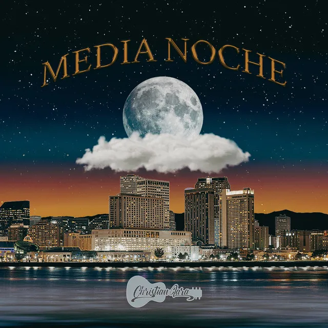 MEDIA NOCHE