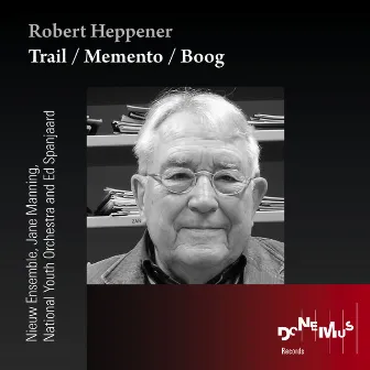 Trail / Memento / Boog by Robert Heppener