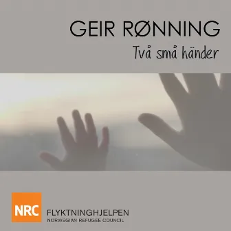 Två små händer by Geir Rönning