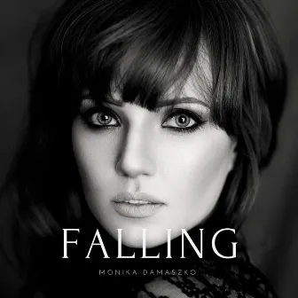 Falling by Monika Damaszko