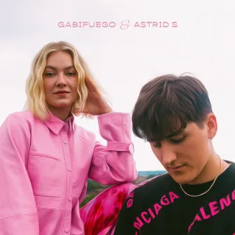 Contigo Tengo Feeling by Astrid S