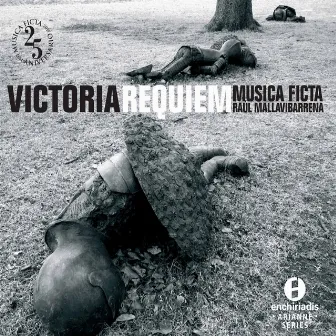 T.L. Victoria: Requiem by Raúl Mallavibarrena