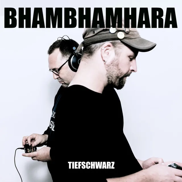 Tiefschwarz