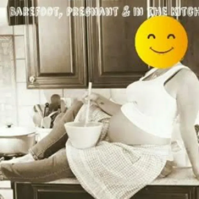 Barefoot, Pregnant & In The Kitchen