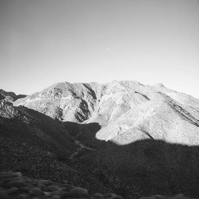 sky, wind & rocks