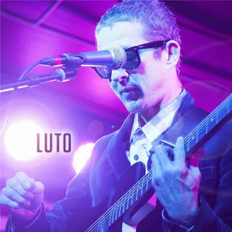 Luto by Mauricio Díaz 