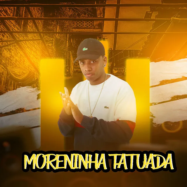 Moreninha Tatuada