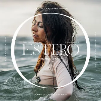 Estero by Renee Mooi