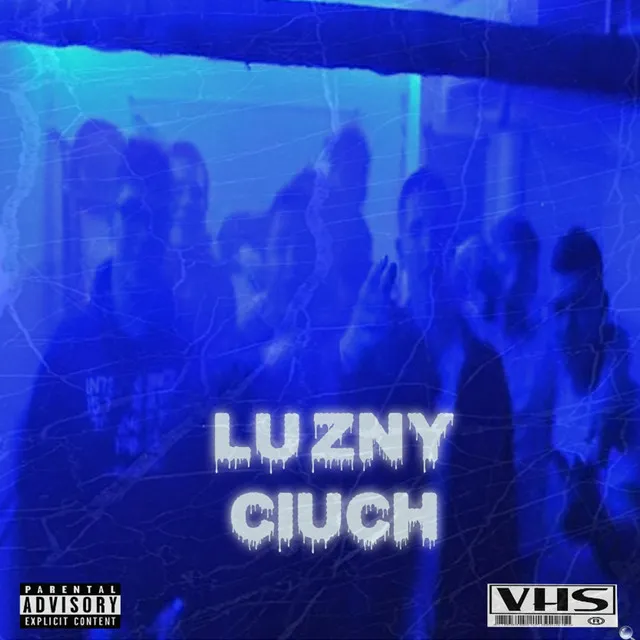 Luźny ciuch