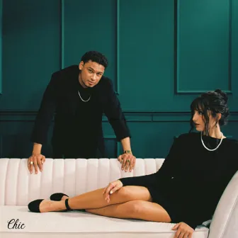 Chic (feat. T.Nava) by Leo Manzari