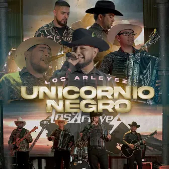 Unicornio Negro by Los Arleyez