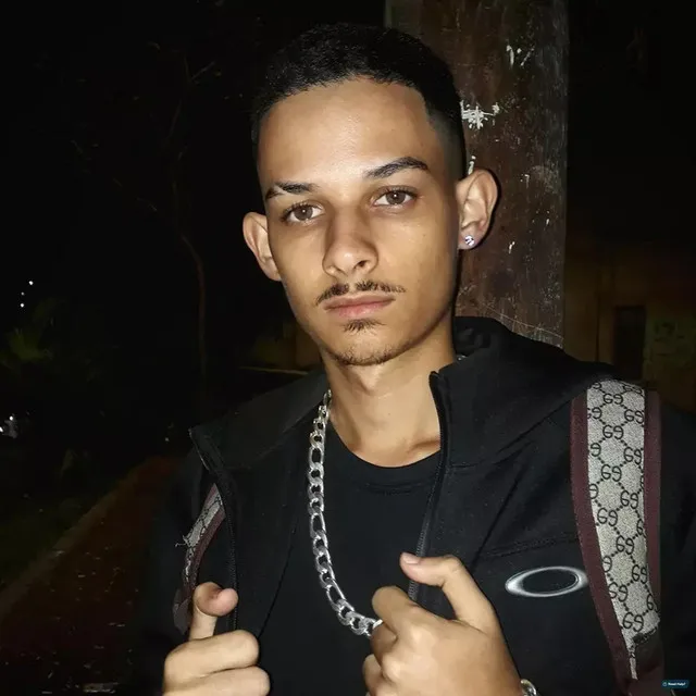 Vem Bucetiando na Piroca dos Irmão (feat. MC Marsha)