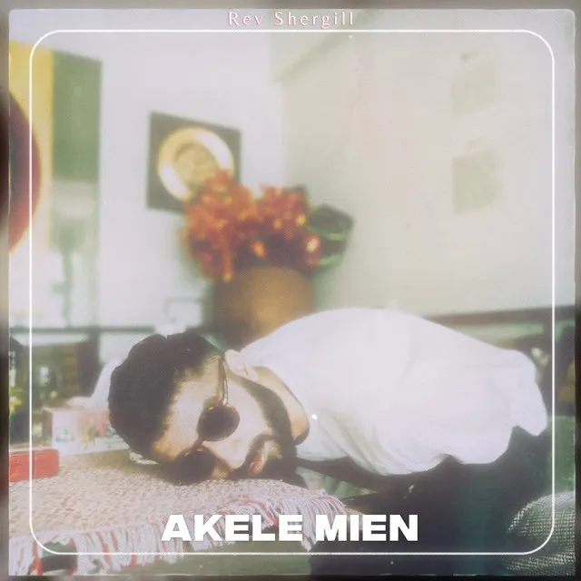 Akele Mien