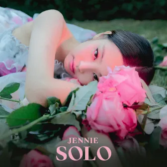 SOLO by JENNIE