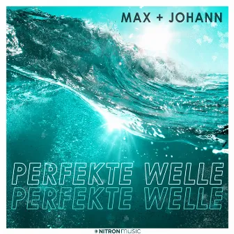 Perfekte Welle by Max + Johann