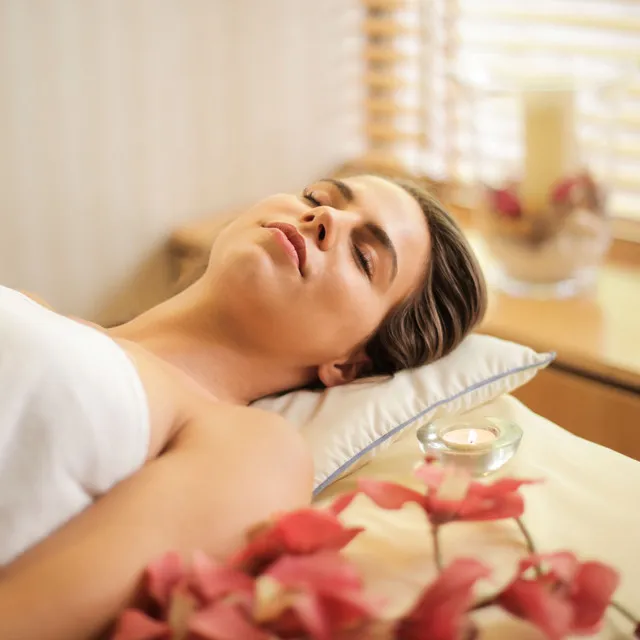 Relaxing Massage: Binaural Rhythms for Spa