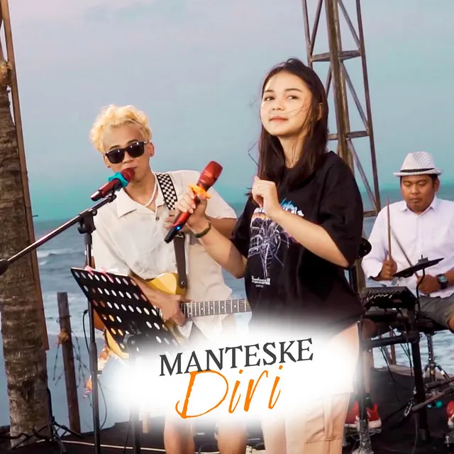 Manteske Diri - Live