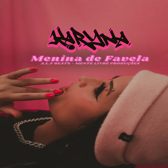 Menina de Favela