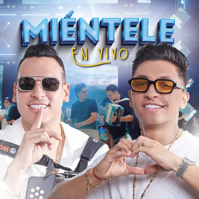 Miéntele - En Vivo