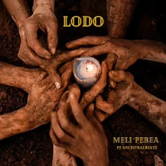 Lodo by Meli Perea