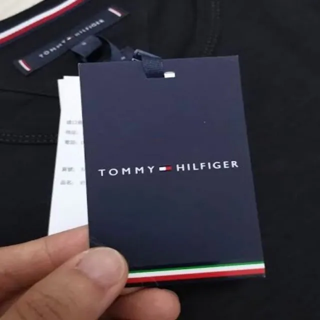 TOMY HIILFIGER