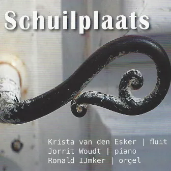 Schuilplaats by Jorrit Woudt