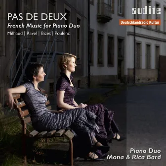 Pas de deux - French Music for Piano Duo (Milhaud: Scaramouche, suite pour deux pianos op. 165b - Ravel: Rapsodie espagnole - Bizet: Jeux d'enfants, Op. 22 - Poulenc: Sonate pour deux pianos & Élégie) by Piano Duo Mona & Rica Bard