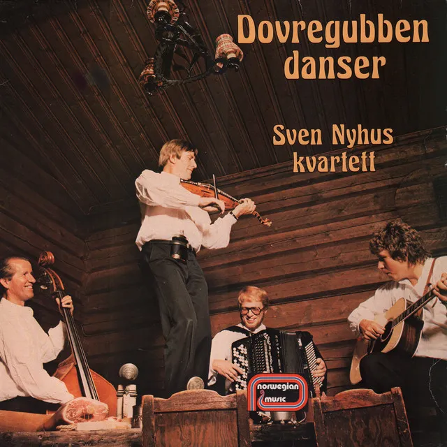 Dovregubben Danser, Pols