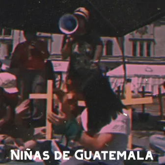 Niñas de Guatemala by Kunti Shaw