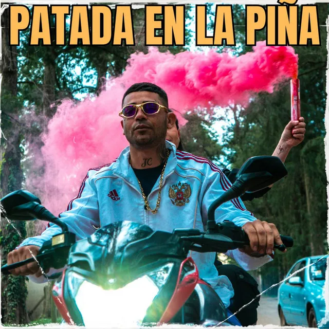 Patada en la Piña