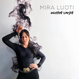 Mustat varjot (Suomi Soi) by Mira Luoti