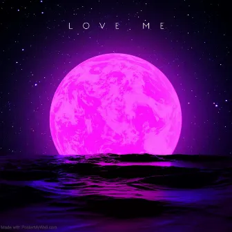 Love Me by romanek