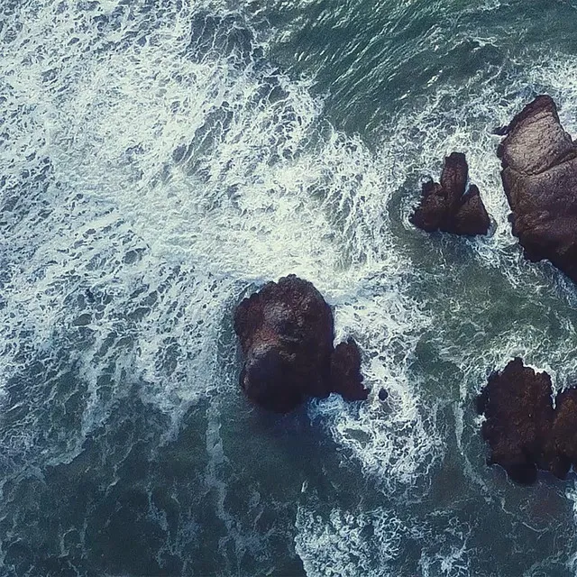 Sonidos naturales de las olas del mar para calmar