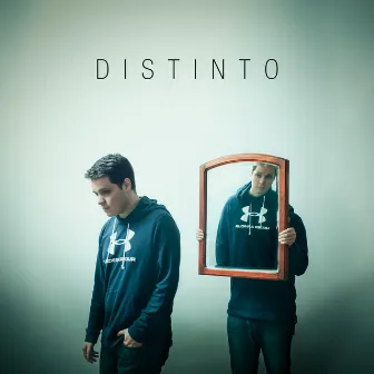 Distinto by Aleto