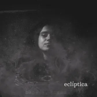 Eclíptica by Bárbara Castelões