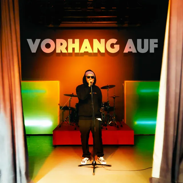 Vorhang auf