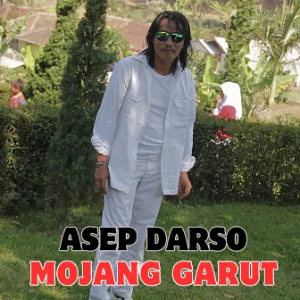 Mojang Garut by Asep Darso