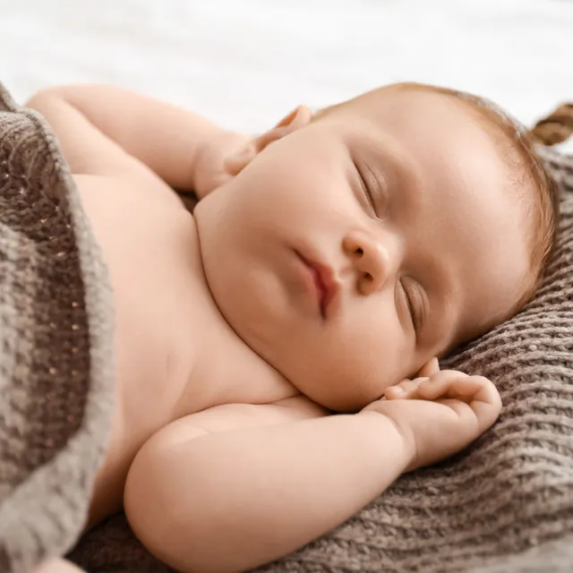 Golden Slumbers: Peaceful Tunes for Baby Sleep