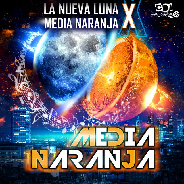 La nueva Luna por Media Naranja