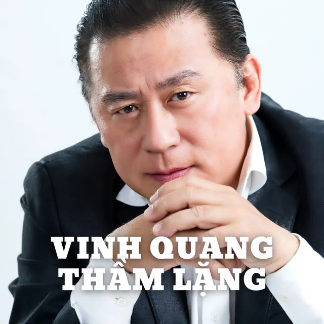 Vinh Quang Thầm Lặng