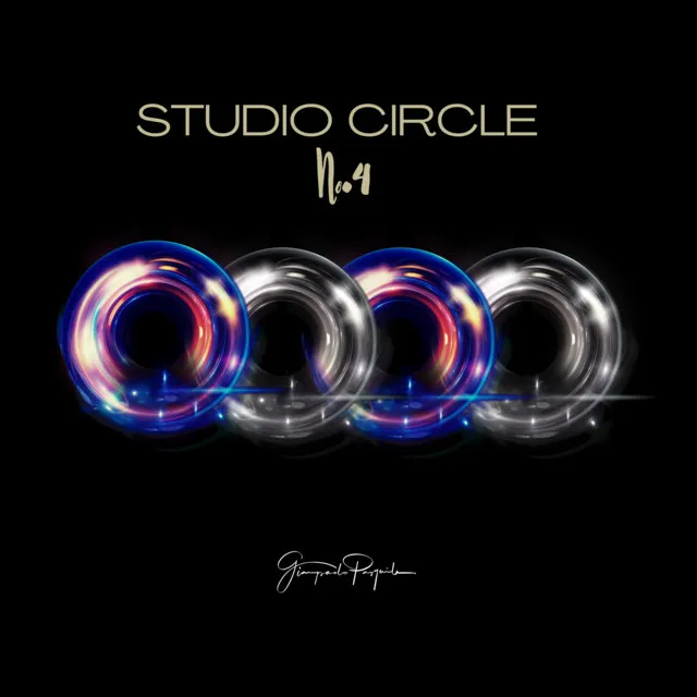 Studio Circle No.4