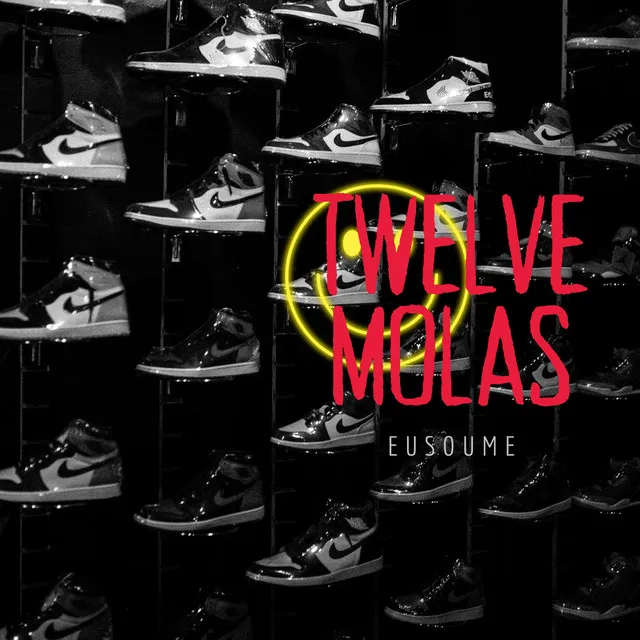 Twelve Molas