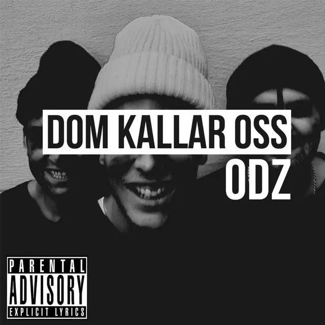 Dom kallar oss