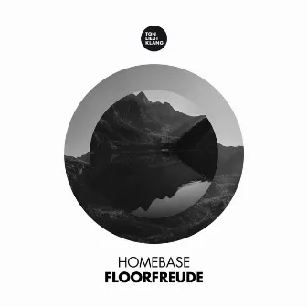 Floorfreude by Homebase